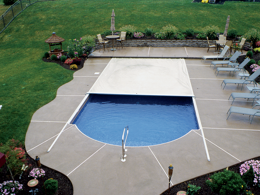 Roman Pool with Deck Track Cover